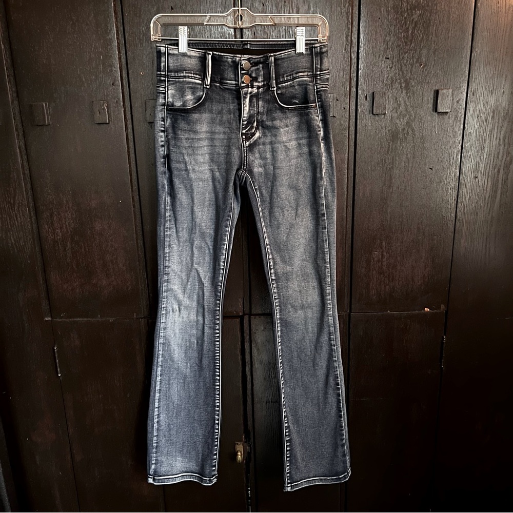 Apt 9 - Distressed Stretchy Waistband Jeans - Size 2